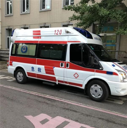 乌拉特后选择我们的救护车出租，开启安心转院之旅